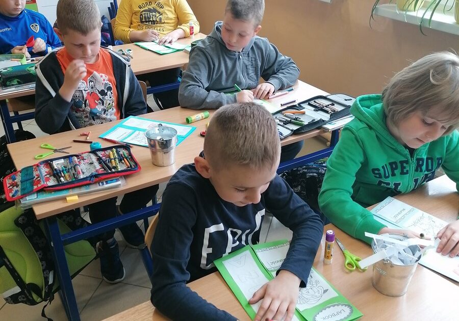 Innowacja pedagogiczna Lapbook „Cztery pory roku”