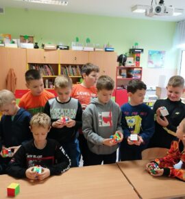 Innowacje i zajęcia projektowe w III a