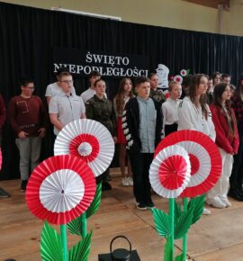 święto Niepodległości – pokaz mody patriotycznej