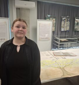 NATALIA KURKOWSKA Z NAGRODĄ ZA PRACĘ GENEALOGICZNĄ