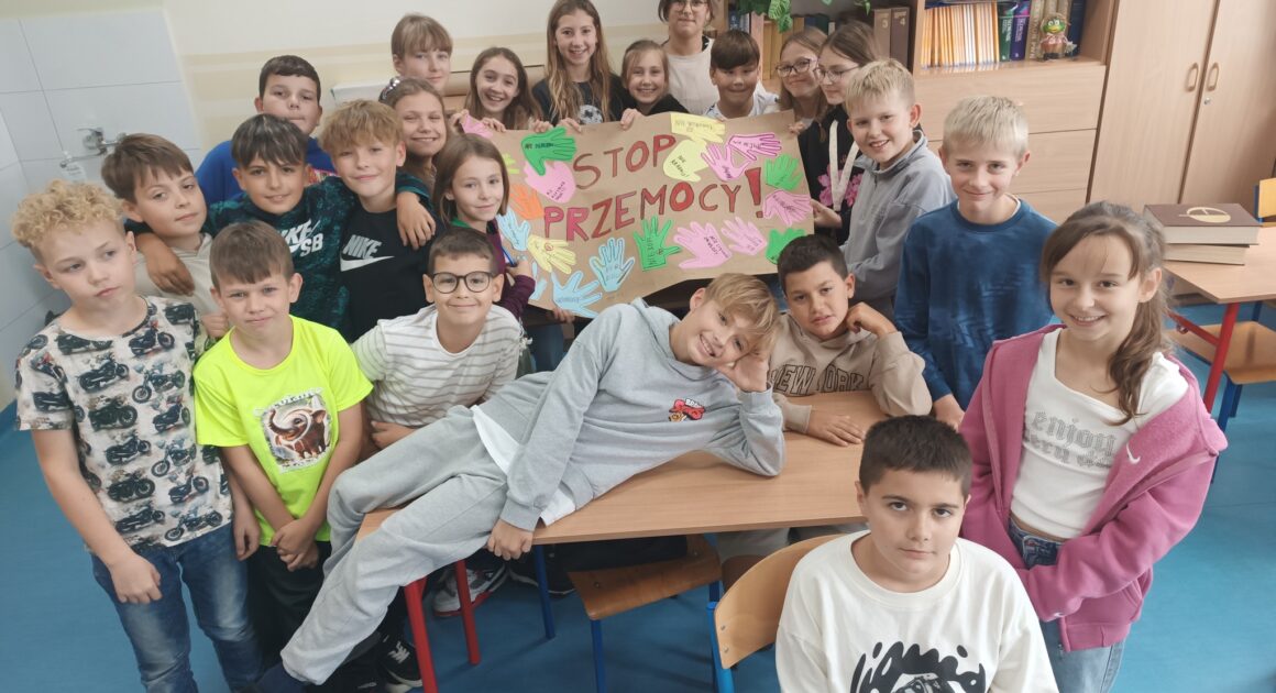 STOP PRZEMOCY RÓWIEŚNICZEJ